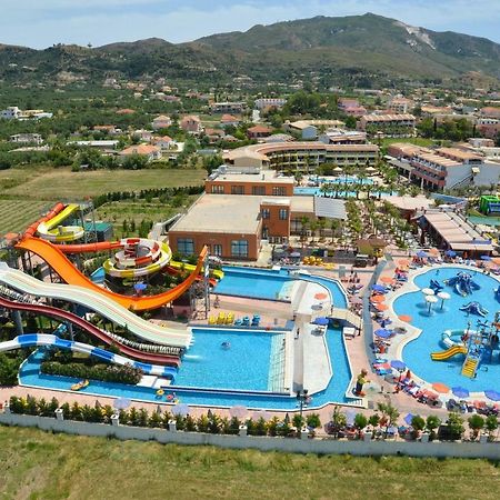 Caretta Beach Resort & Waterpark Kalamákion Екстериор снимка