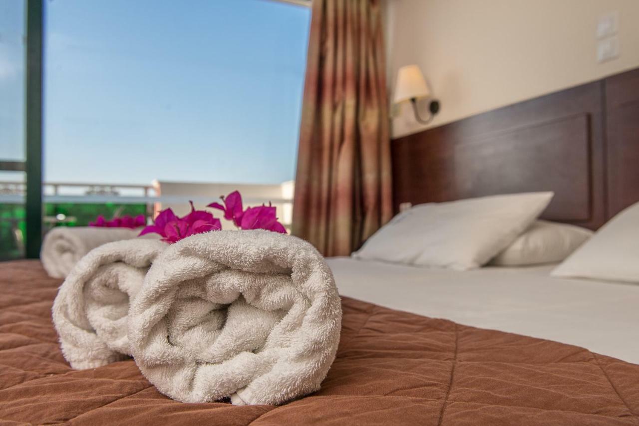 Caretta Beach Resort & Waterpark Kalamákion Екстериор снимка