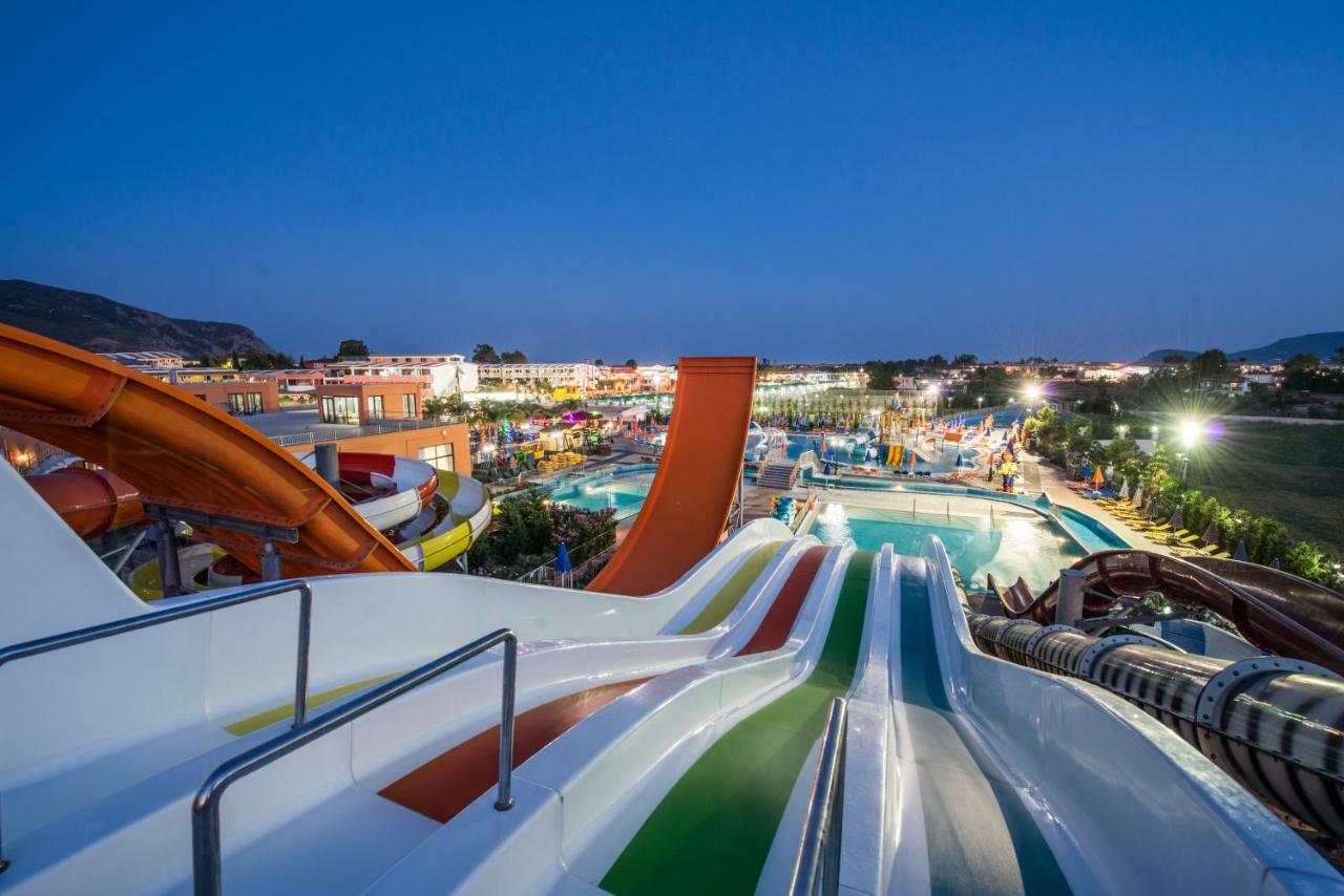 Caretta Beach Resort & Waterpark Kalamákion Екстериор снимка