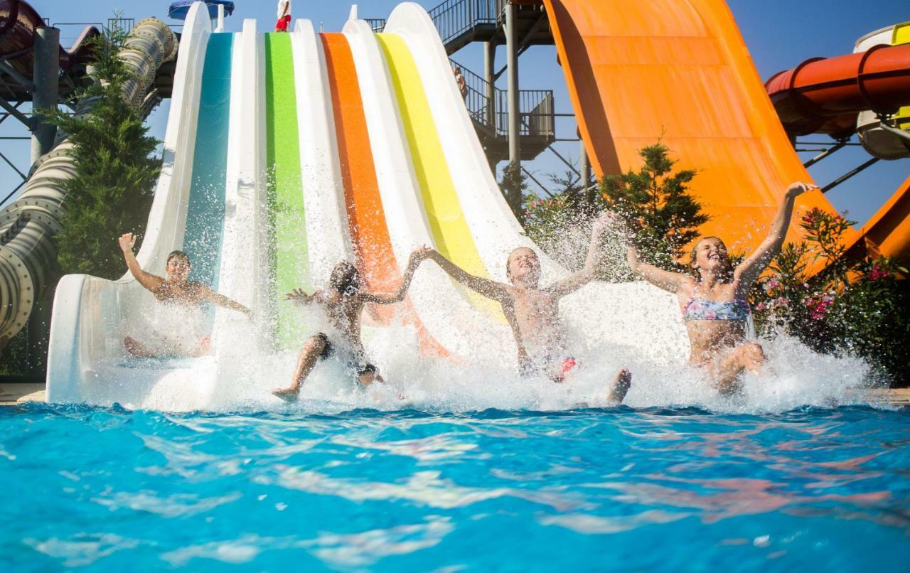 Caretta Beach Resort & Waterpark Kalamákion Екстериор снимка